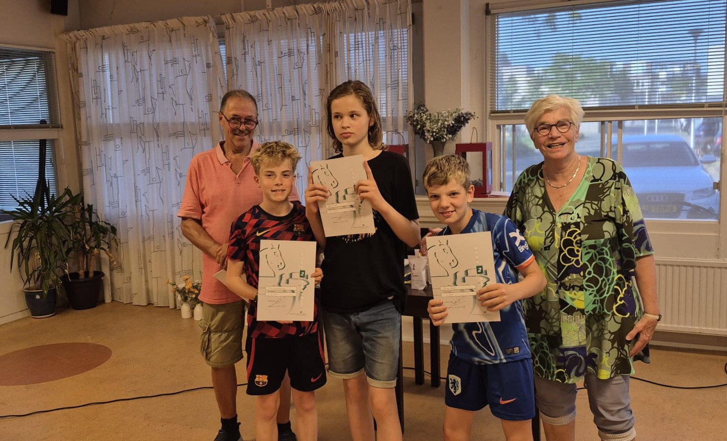 Diploma stap 2 voor Timo-David-Bruce - trainer Ineke